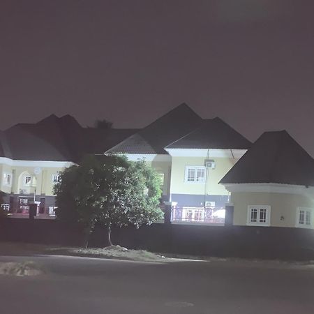 Health Plaza Abuja Aparthotel Ngoại thất bức ảnh