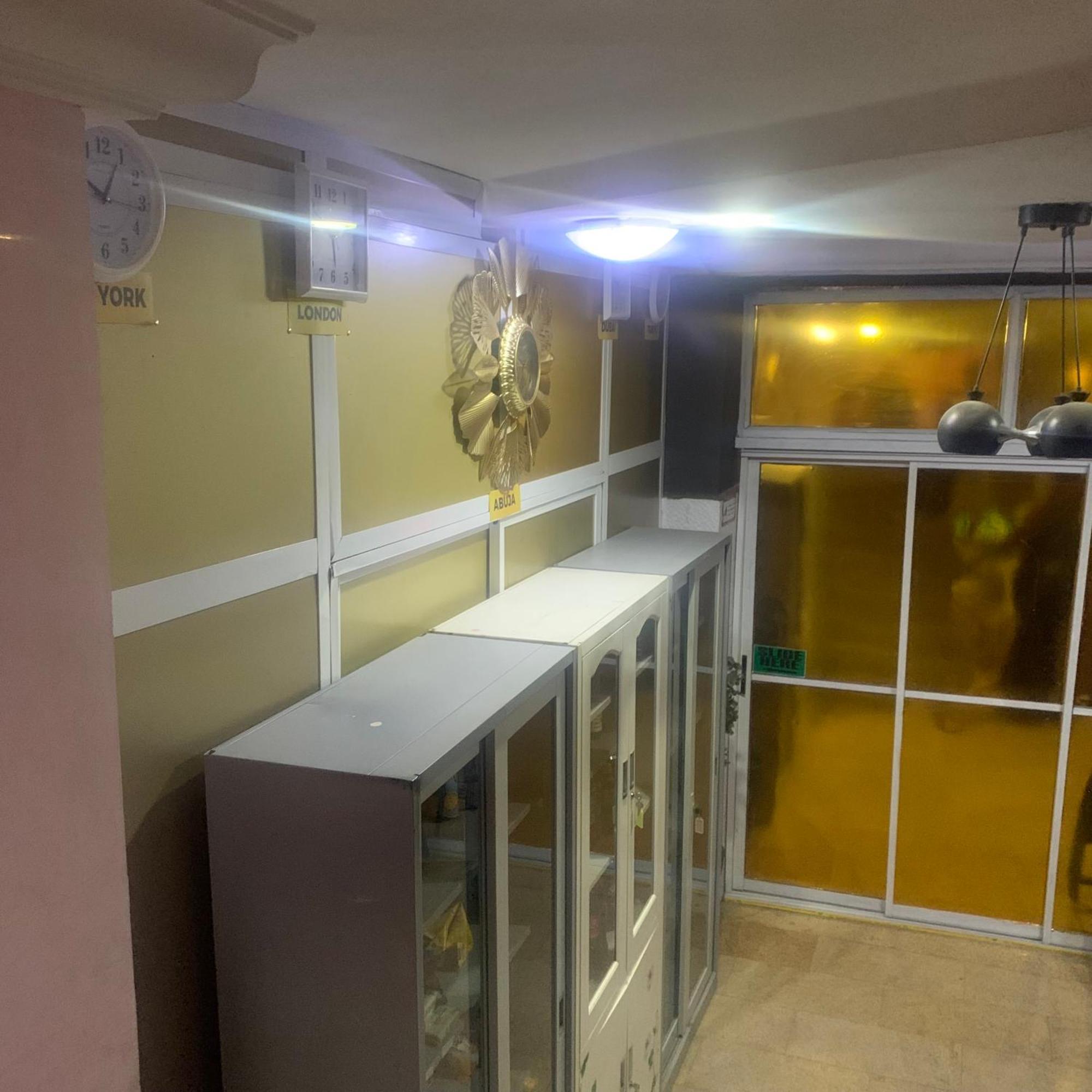 Health Plaza Abuja Aparthotel Ngoại thất bức ảnh