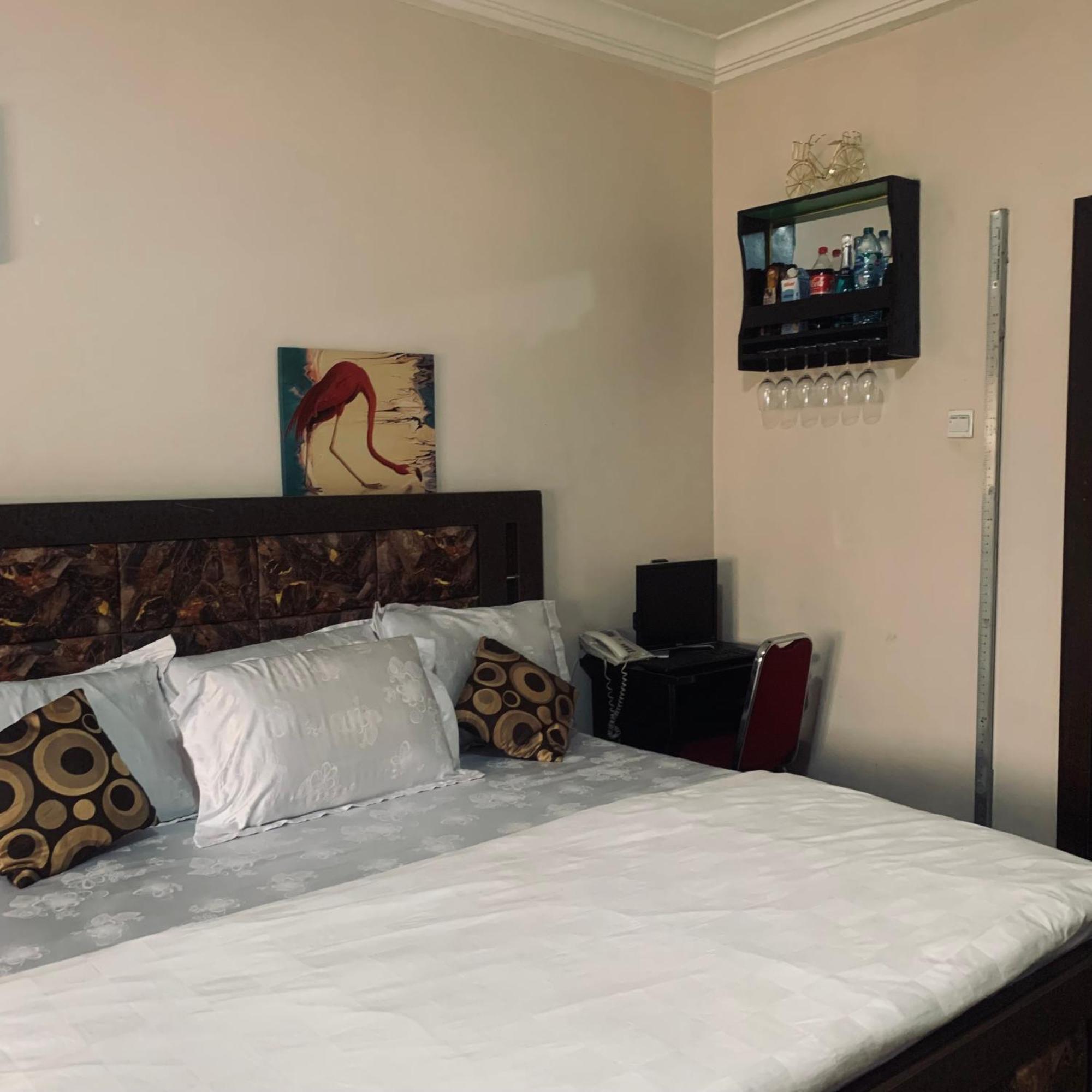 Health Plaza Abuja Aparthotel Ngoại thất bức ảnh