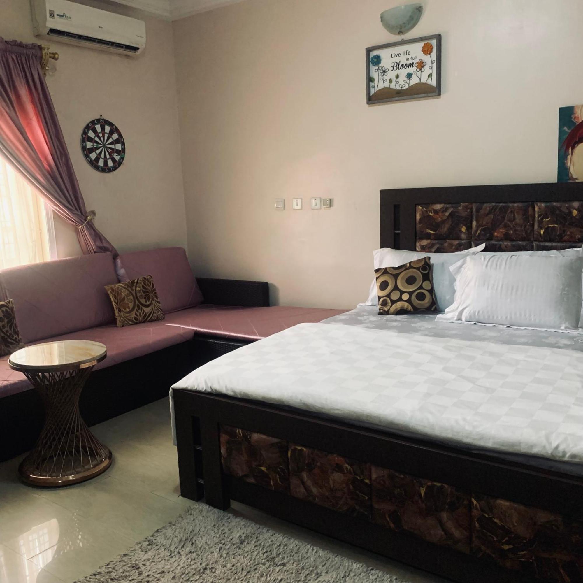 Health Plaza Abuja Aparthotel Ngoại thất bức ảnh