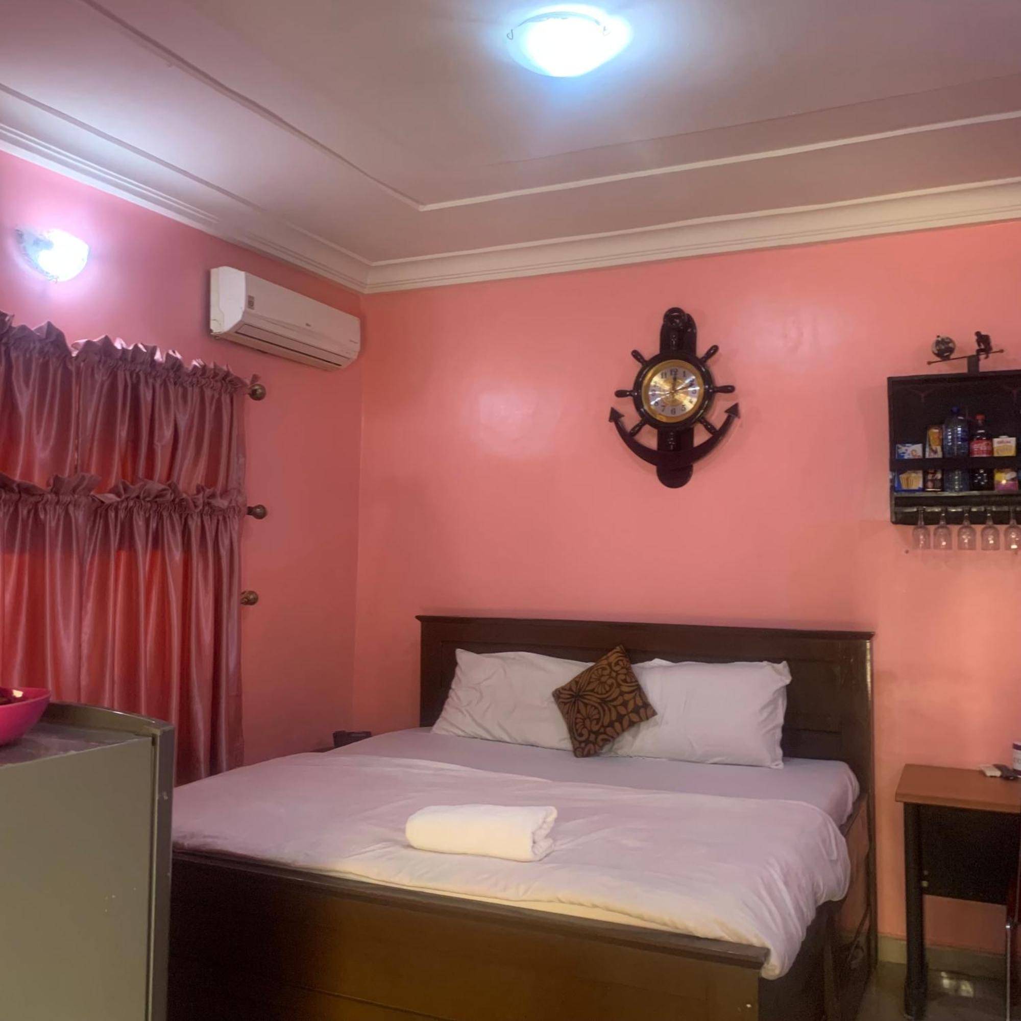 Health Plaza Abuja Aparthotel Ngoại thất bức ảnh