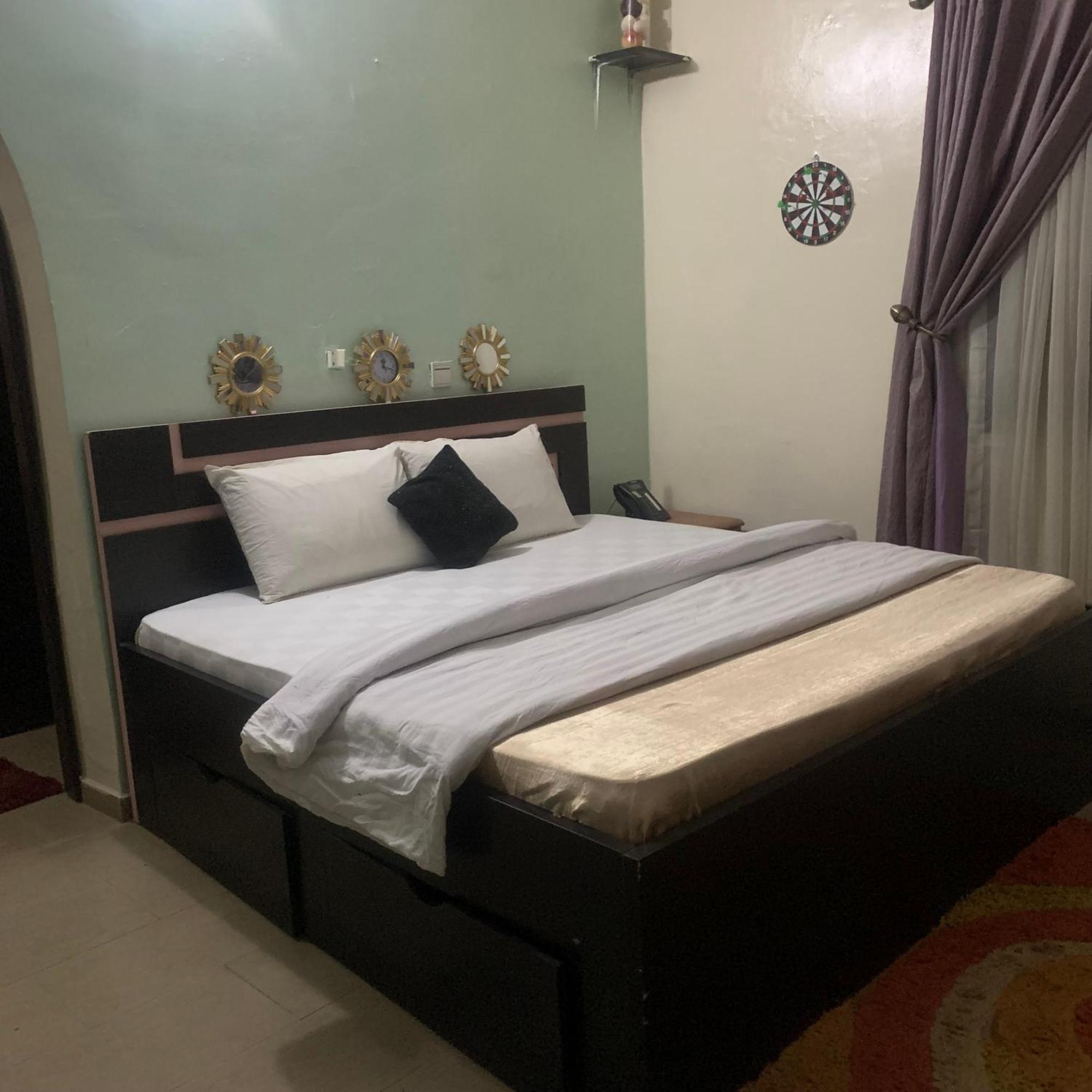 Health Plaza Abuja Aparthotel Ngoại thất bức ảnh